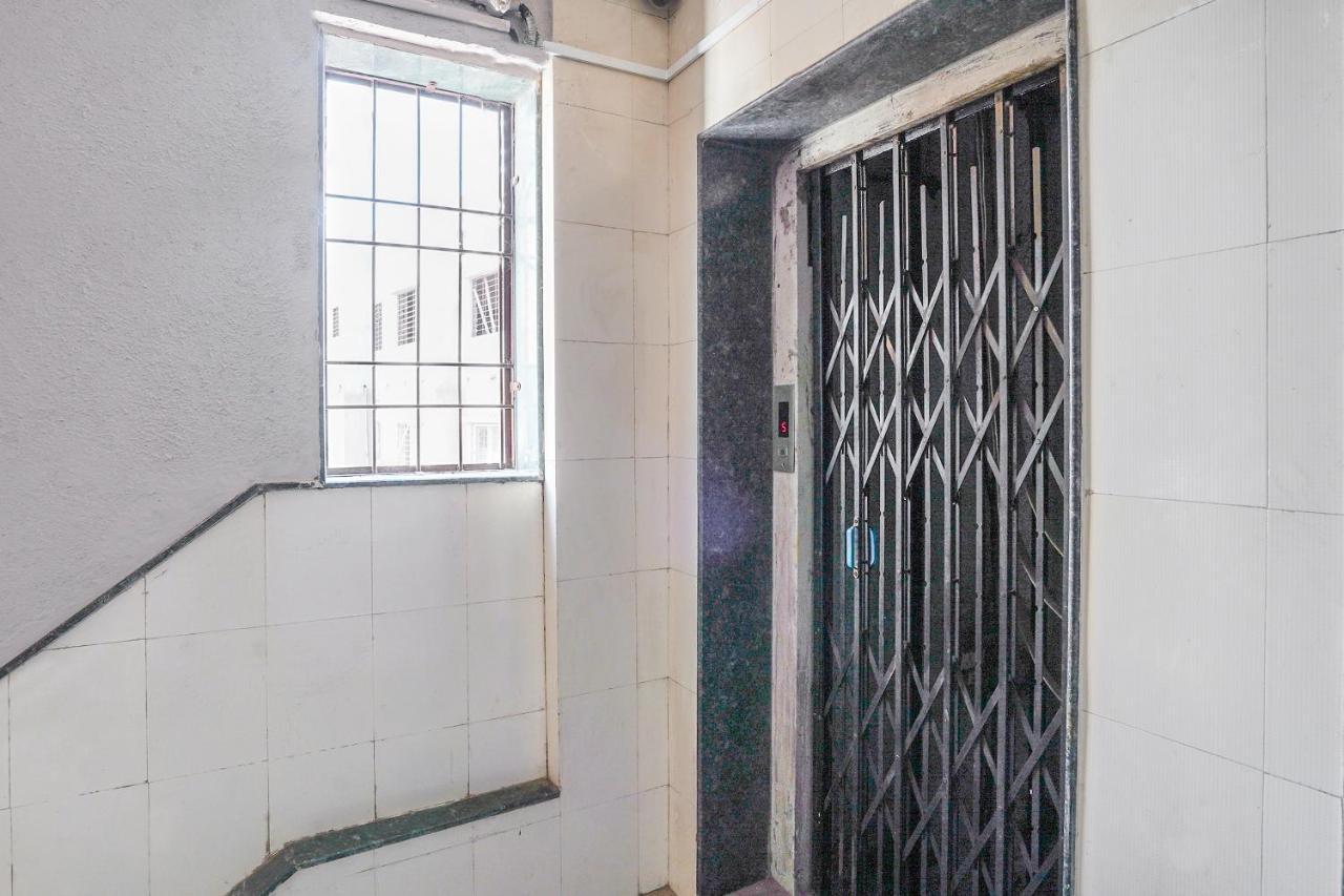 Oyo Flagship 70264 Hotel Vrindavan Mangvadi Exterior photo