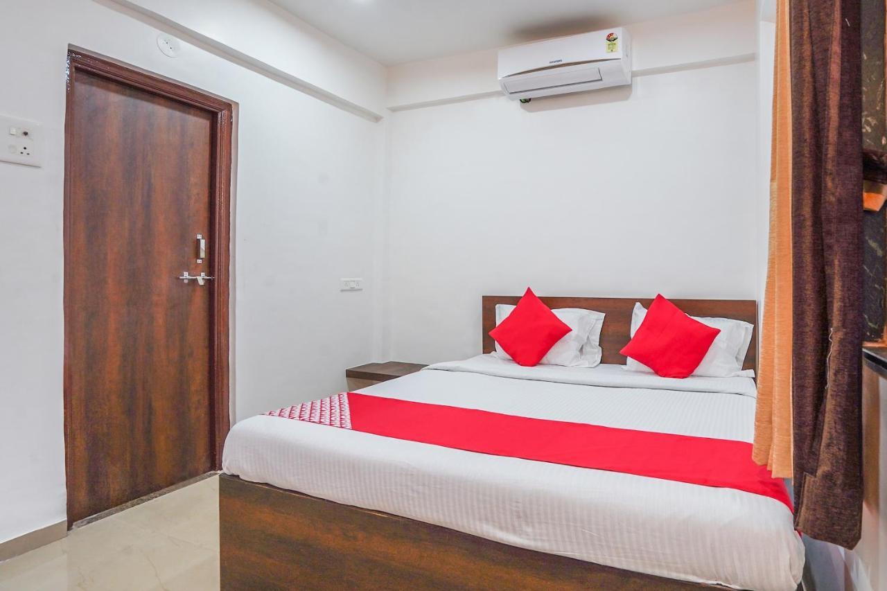 Oyo Flagship 70264 Hotel Vrindavan Mangvadi Exterior photo