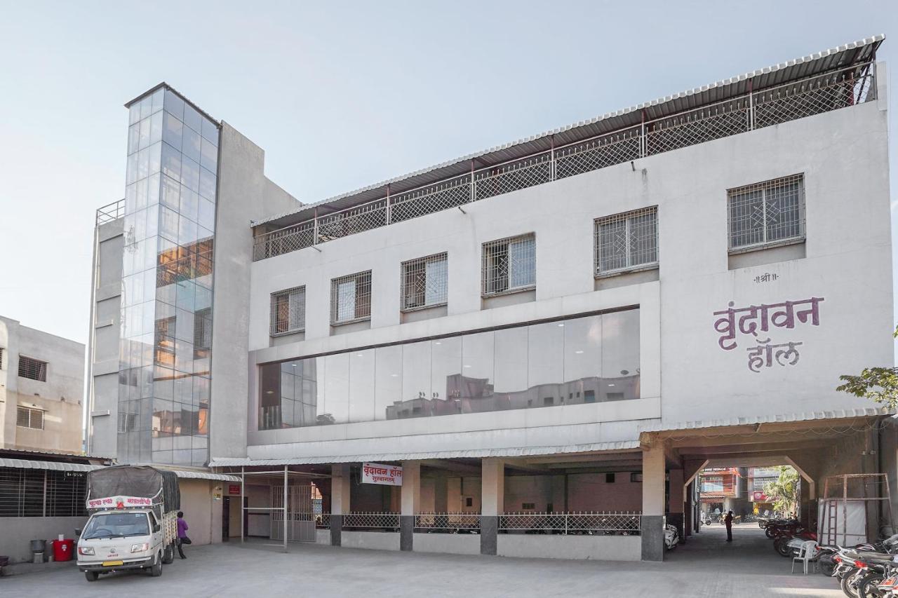 Oyo Flagship 70264 Hotel Vrindavan Mangvadi Exterior photo